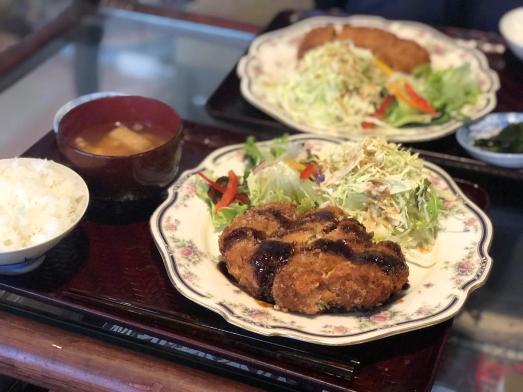 Caféメケメケ食堂の外観